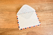 Load image into Gallery viewer, Vintage Air Mail Envelopes - A5