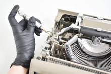 Load image into Gallery viewer, Metal Precision Oiler