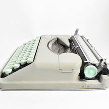 Load image into Gallery viewer, 1958 Mint Hermes Baby Typewriter - English QWERTY