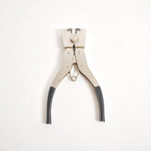 Load image into Gallery viewer, AMES Typewriter Repair Tool - Typecutter Jaws