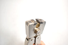 Load image into Gallery viewer, AMES Typewriter Repair Tool - Typecutter Jaws