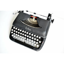 Load image into Gallery viewer, VERY RARE* 1961 Hebrew Erika 12 w/ glass keys