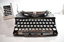 Load image into Gallery viewer, Exquisite 1934 Imperial Good Companion