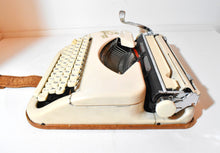 Load image into Gallery viewer, 1958 Princess 300 with De Luxe case