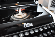 Load image into Gallery viewer, Mint Condition 1954 German Erika 10 Glossy Typewriter