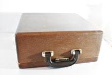 Load image into Gallery viewer, 1956 Remington Travel Riter Typewriter