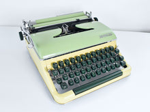 Load image into Gallery viewer, Rare 1959 Torpedo 18b - Green/Yellow Color