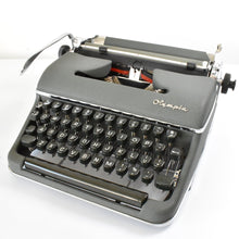 Load image into Gallery viewer, 1957 Olympia SM3 Typewriter - Pica