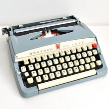 Load image into Gallery viewer, 1972 Brother De Luxe Typewriter