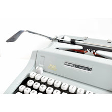 Load image into Gallery viewer, Hermes Media 3 Typewriter, Uncommon Petit Pica Typeface