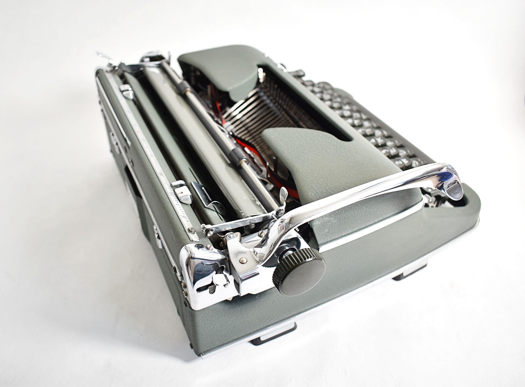 1957 Olympia SM3 Typewriter - New Platen – Amsterdam Typewriter