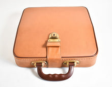 Load image into Gallery viewer, 1967 Hermes Baby Typewriter - New Platen
