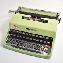 Load image into Gallery viewer, 1968 Olivetti Lettera 32 Typewriter - Pistachio

