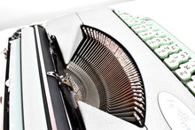 Load image into Gallery viewer, 1957 Mint Hermes Baby Typewriter - Pica, QWERTZ

