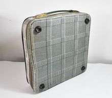 Load image into Gallery viewer, 1957 Mint Hermes Baby Typewriter - Pica, QWERTZ
