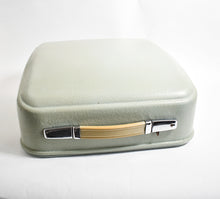 Load image into Gallery viewer, *RESERVED* Restored 1962 Hermes 3000 Typewriter - Pica
