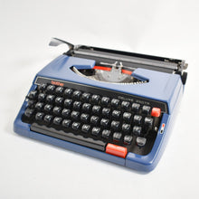 Load image into Gallery viewer, 1970s Brother De Luxe 220TR Typewriter
