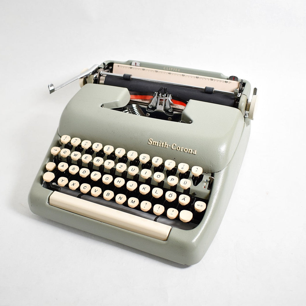 1960 Smith Corona Clipper Typewriter – Amsterdam Typewriter