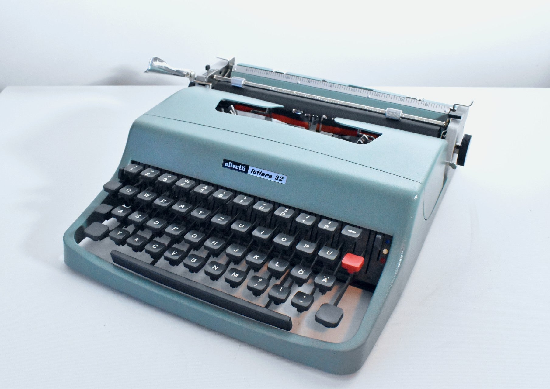 Hermes Baby Typewriter | Restored Typewriter | New Ribbon 