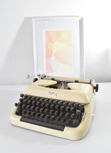 Load image into Gallery viewer, 1960s German Erika 10 Typewriter, Cream
