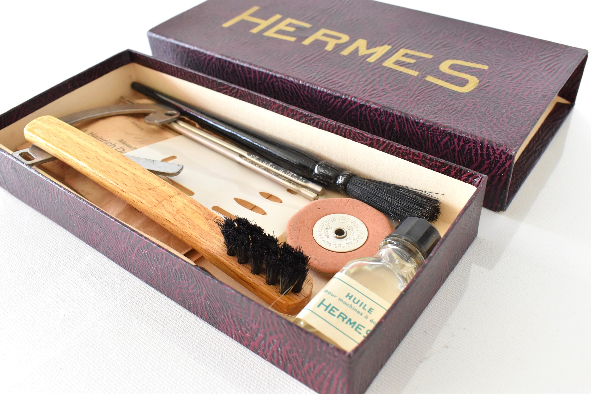 Hermes Collectable Box with Brushes and Oiler – Amsterdam