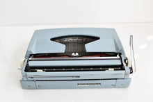 Load image into Gallery viewer, 1972 Brother De Luxe Typewriter
