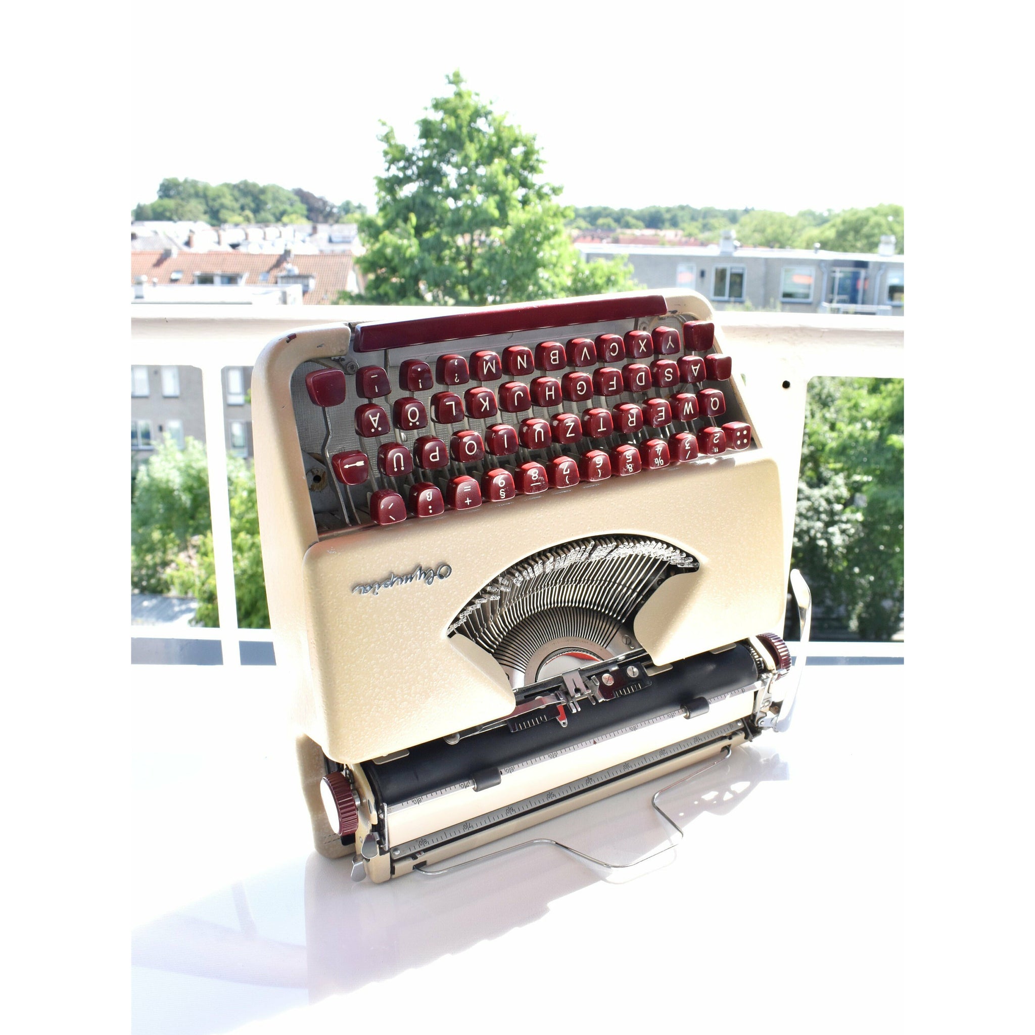 タイプライター　Olympia splendid 1958 Olympia Splendid 33 – Amsterdam Typewriter