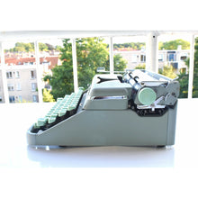 Load image into Gallery viewer, Hermes 2000 Typewriter PICA typeface
